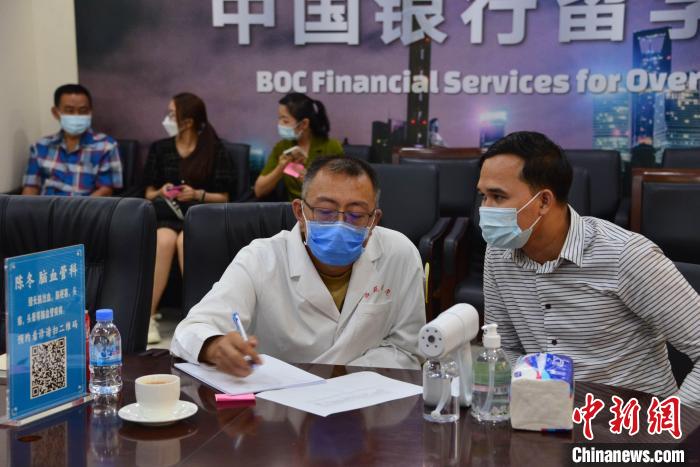 活動(dòng)現(xiàn)場(chǎng)?！∮嘞娆B 攝