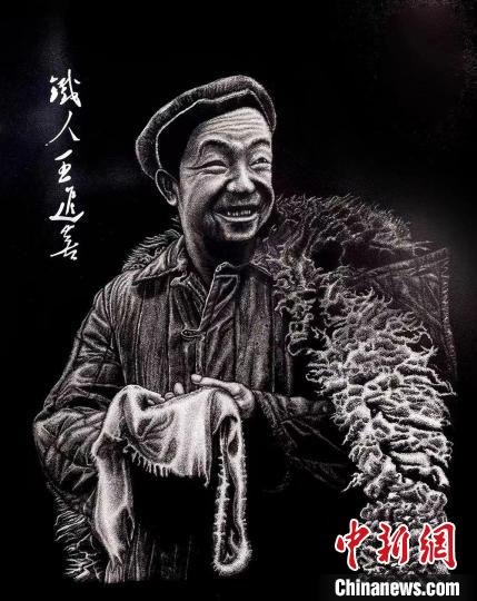 “90后”在酒泉：鍥而不舍，鐵筆生花，他只拿作品說(shuō)話