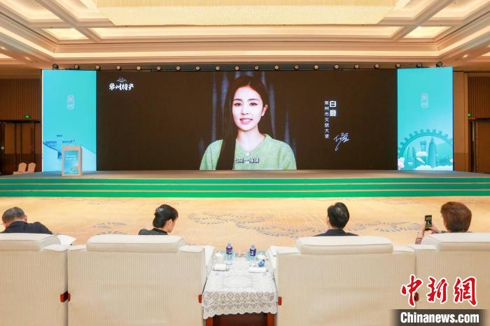 常州籍演員白鹿擔綱常州文旅大使，為家鄉(xiāng)傾情打CALL?！√凭?攝