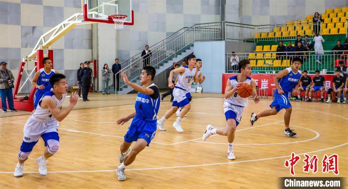 比賽現(xiàn)場?！≈鬓k方供圖