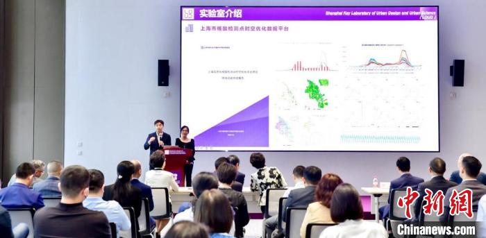 高校、政府與醫(yī)院攜手培養(yǎng)城市科學(xué)、數(shù)字化領(lǐng)域復(fù)合型人才