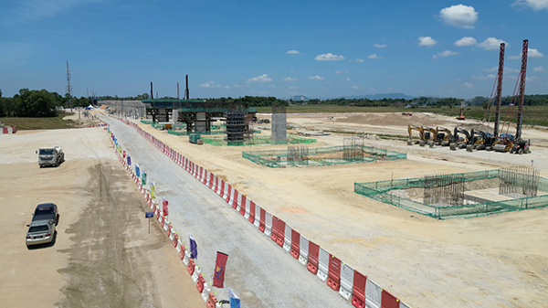 哥打巴魯車站施工現(xiàn)場。中國交通建設有限公司供圖