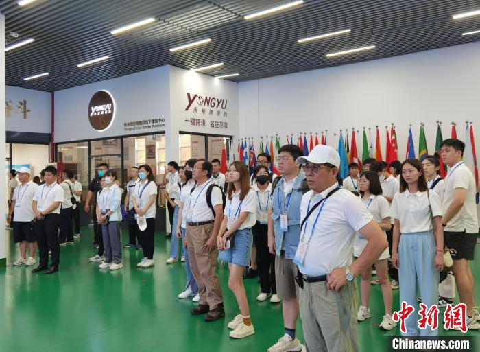 臺灣青年參訪浙江?！□U夢妮 攝