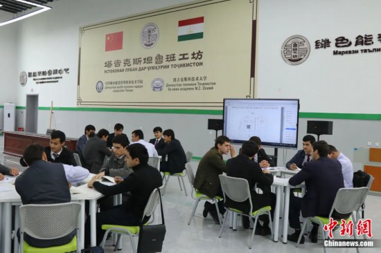 2023年4月，位于杜尚別的塔吉克斯坦魯班工坊課堂。張碩 攝