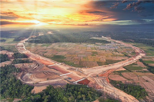 印尼萬丹高速公路項(xiàng)目全景。 中建路橋集團(tuán)供圖