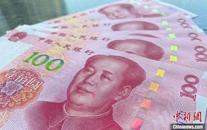  資料圖：人民幣。劉陽(yáng)禾 攝