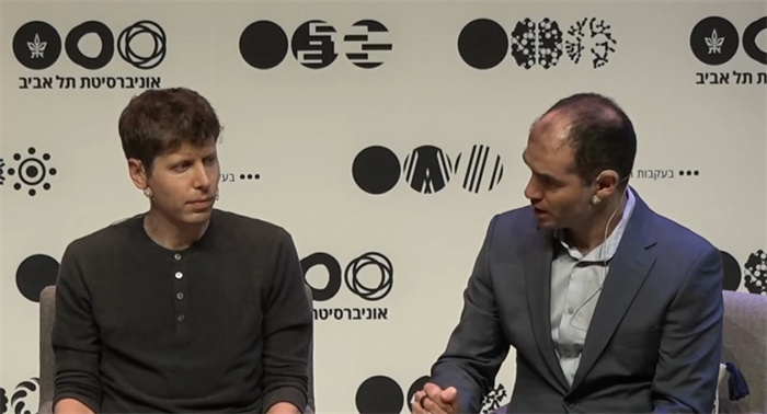 奧特曼和伊利亞在以色列特拉維夫大學(xué)的圓桌分享會。圖源：視頻截圖