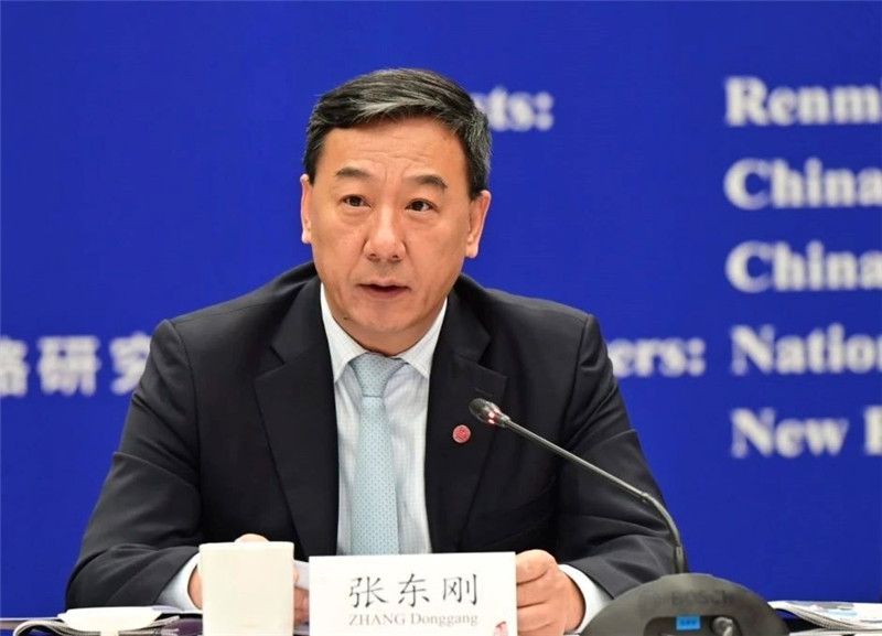 中國人民大學(xué)黨委書記、國家發(fā)展與戰(zhàn)略研究院理事長張東剛作論壇開幕致辭。主辦方供圖