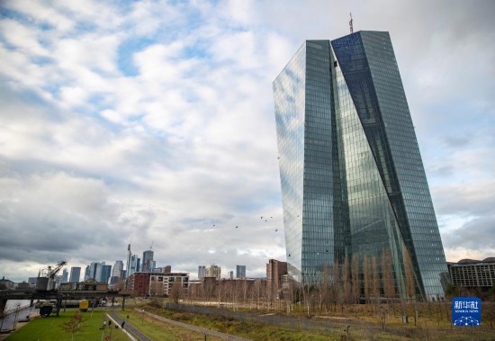 這是12月14日在德國法蘭克福拍攝的歐洲央行大樓。新華社記者 張帆 攝