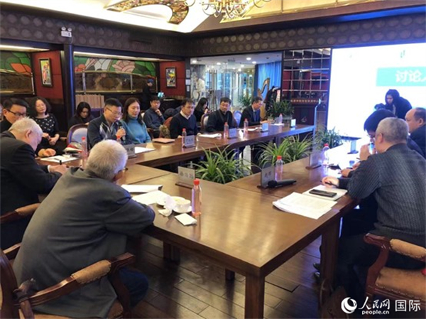 與會(huì)專家學(xué)者就拉美局勢(shì)和中拉關(guān)系展開討論。人民網(wǎng)記者 趙健攝