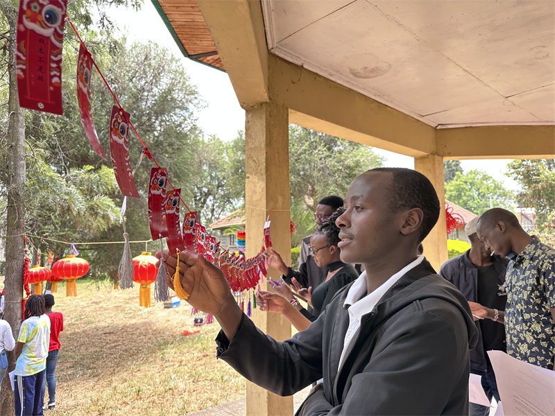 活動現(xiàn)場?？夏醽啺８耦D大學孔子學院供圖