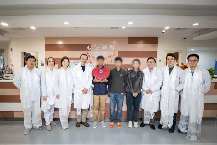 17歲少年咳嗽發(fā)熱15天，找不到感染原因！一查心臟更嚇人！上海醫(yī)生出手→