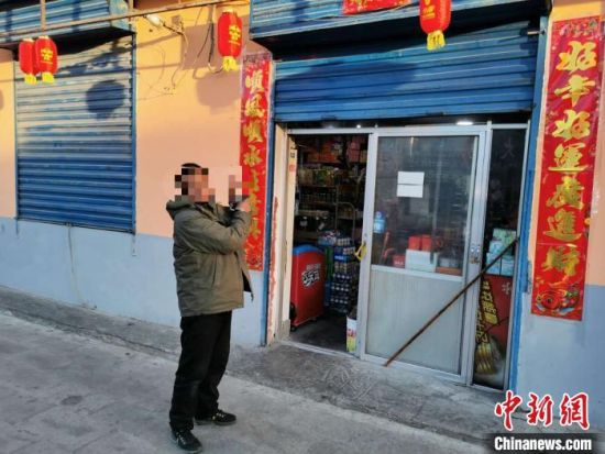 圖為犯罪嫌疑人指認(rèn)現(xiàn)場(chǎng)?！∏嗪Ｊ」矎d森林警察總隊(duì)刑偵治安支隊(duì)供圖