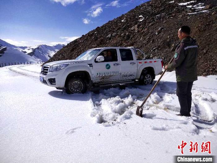 圖為管護員的工作日常。受訪者供圖