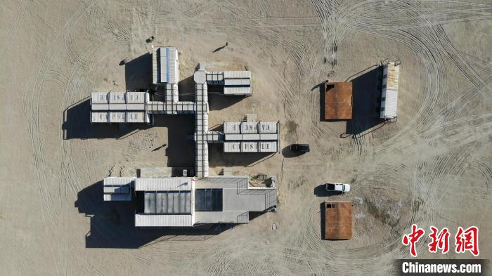 圖為無人機航拍火星營地?！O睿 攝