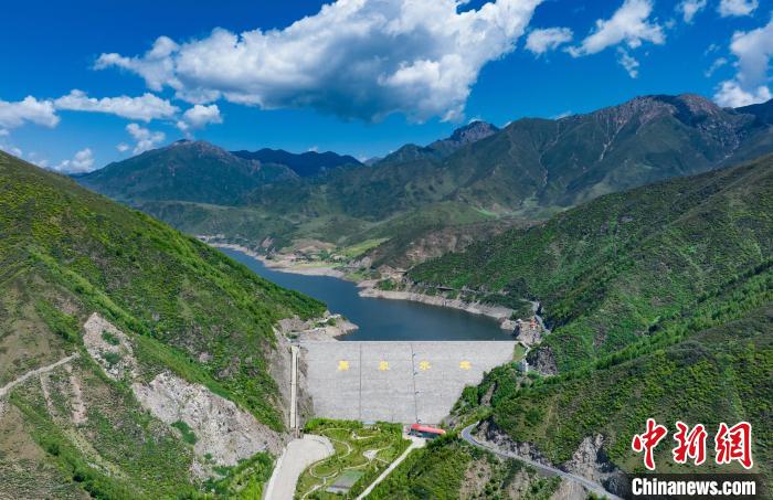 圖為引大濟(jì)湟黑泉水庫。(資料圖) 青海省水利廳 供圖