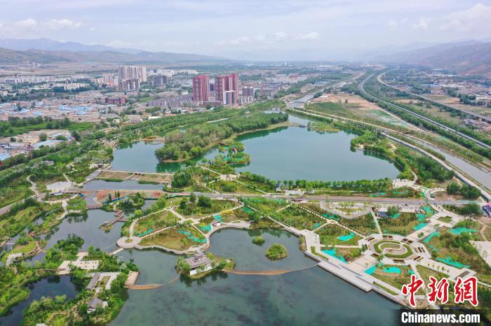 青海湟水規(guī)?；謭?chǎng)營(yíng)造林項(xiàng)目3年增加務(wù)工收入4億元