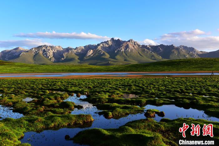 資料圖為三江源腹地果洛州美景如畫?！」逯菸麄鞑抗﹫D