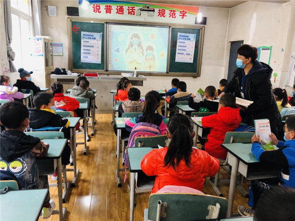 圖片默認標題_fororder_4、恢復上課的學生們-攝影-左斌