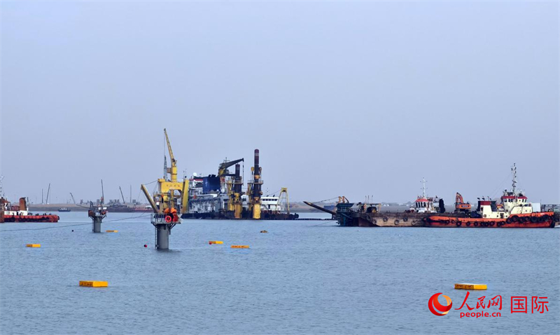 祖拜爾海底隧道施工場(chǎng)景。人民網(wǎng)記者管克江攝