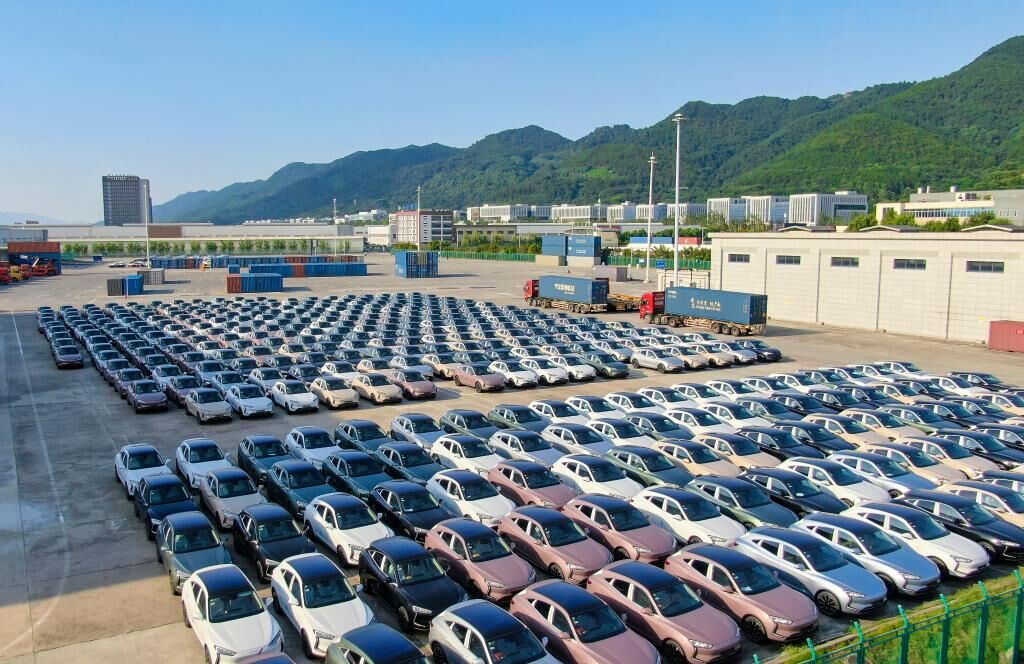 05 重慶整車(chē)進(jìn)口口岸。華龍網(wǎng) 通訊員 郭晉 攝