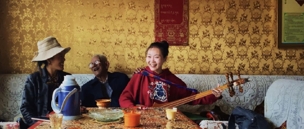 講好中華民族共同體故事，讓網(wǎng)絡(luò)“連心”更“聚心”