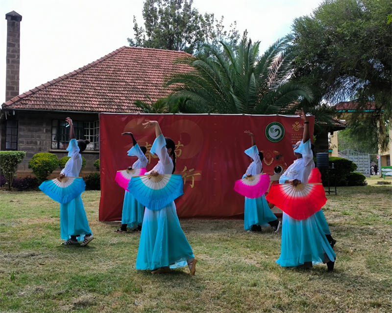 埃格頓大學(xué)春節(jié)體驗(yàn)活動(dòng)。埃格頓大學(xué)孔子學(xué)院供圖