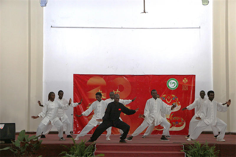 卡巴拉克大學(xué)春節(jié)體驗(yàn)活動(dòng)。埃格頓大學(xué)孔子學(xué)院供圖