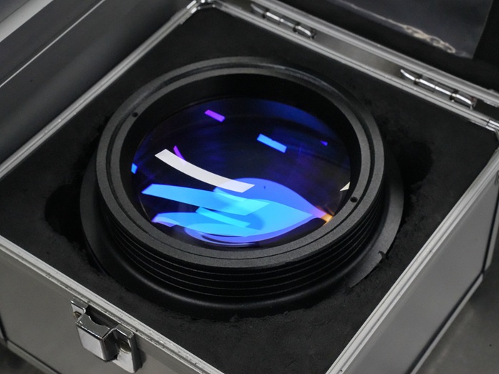 產(chǎn)自巨程智造的ZYGO-100-F1.5標準鏡頭