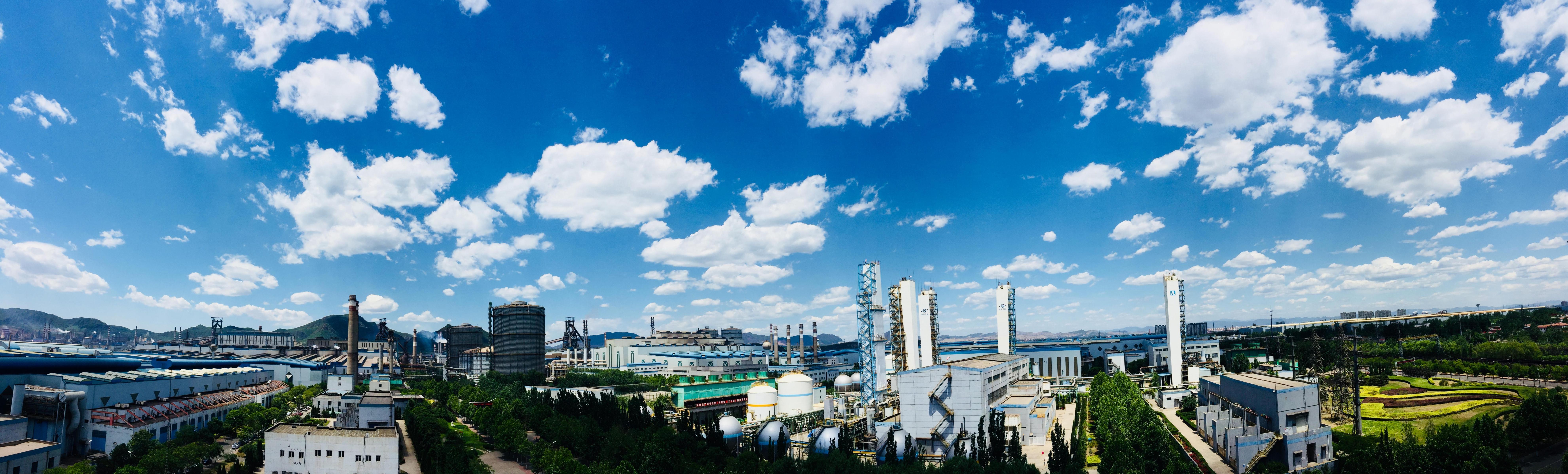 首鋼股份公司遷安鋼鐵公司。尹小龍攝