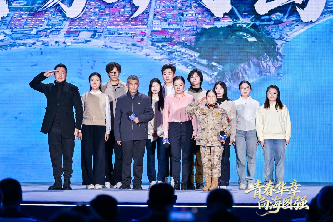 那志東、王仕花、王加輝、秦芳共同講述“平凡中的堅(jiān)守”。主辦方供圖