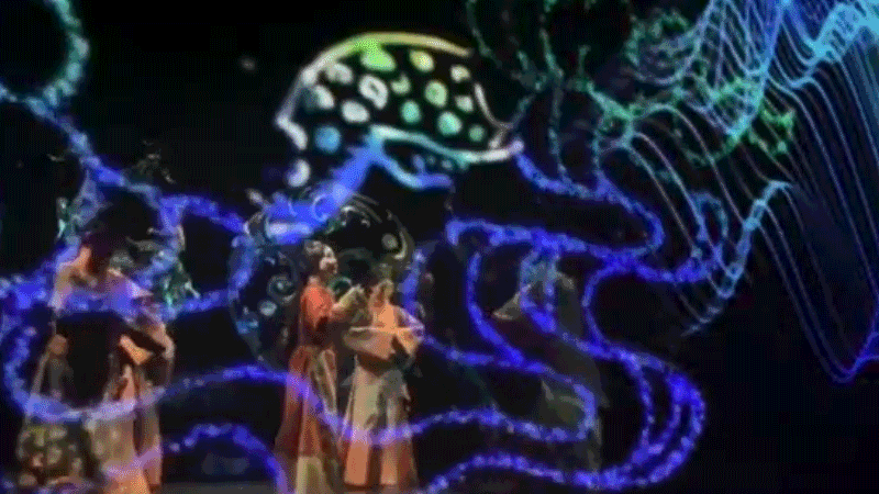 馬王堆復原動態(tài)展《一念·辛追夢》以多媒體視覺影像，為觀眾提供沉浸式視聽感受。