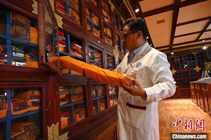 西藏藏醫(yī)院推動古籍文獻整理研究、出版利用