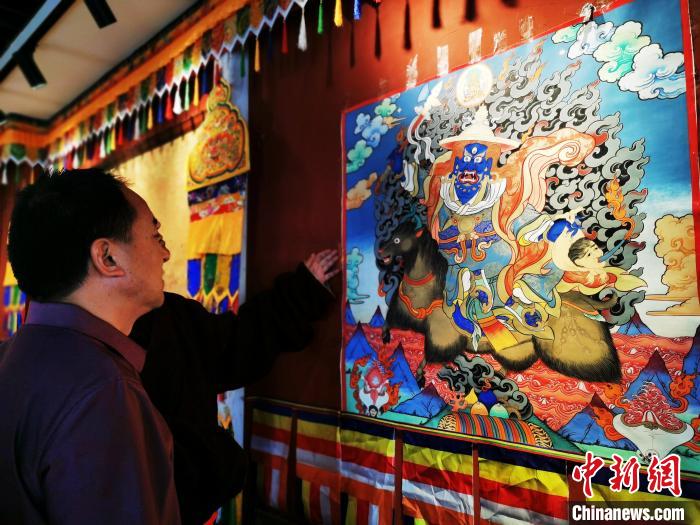 探訪青?！盁嶝曀嚾酥摇保好耖g畫師傾力傳承人類“非遺”