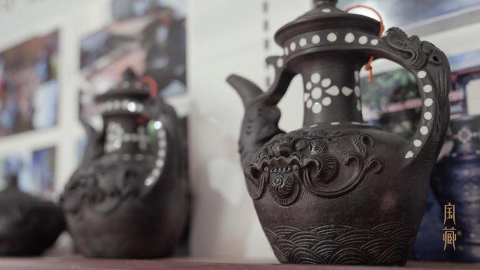 圖為尼西黑陶作品?！垍?攝