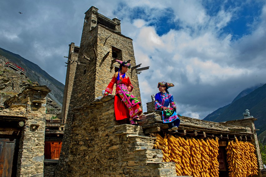 四川省阿壩州理縣桃坪村。四川省文旅廳供圖