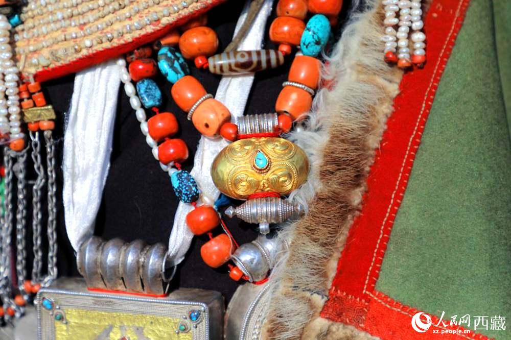 精美的配飾。人民網(wǎng) 李海霞攝