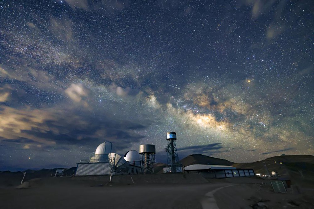 絕美暗夜星空。貢覺群培攝