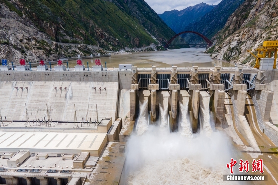 資料圖為2021年8月7日，西藏山南雅魯藏布江上的藏木水電站。（無人機畫面） <a target='_blank' href='/'><p  align=