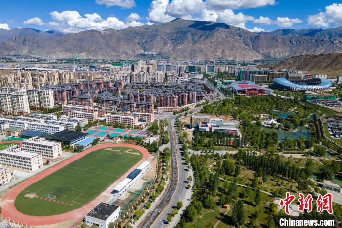 圖為西藏拉薩柳梧新區(qū)?！〗w波 攝