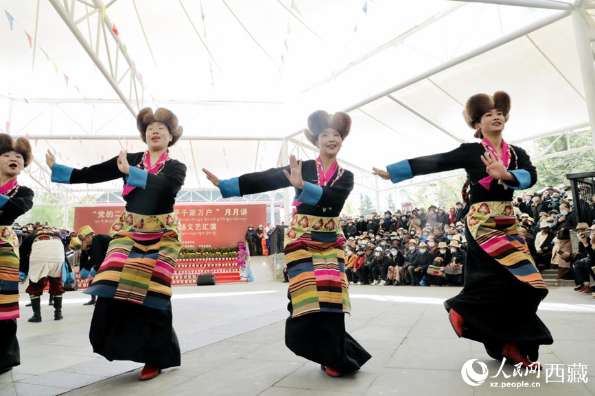 舞蹈《熱巴多吉》。人民網(wǎng) 次仁羅布攝