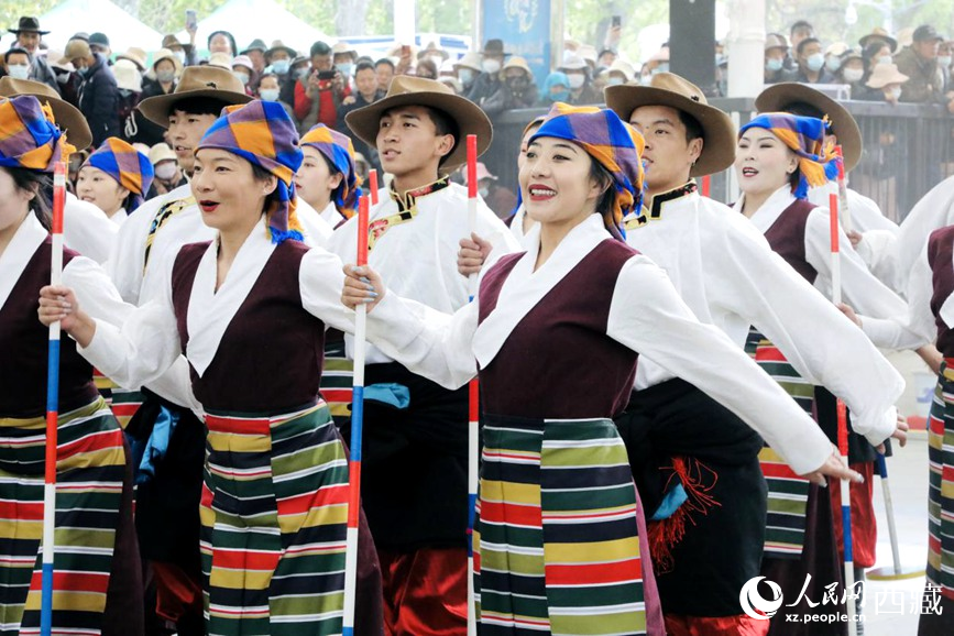 舞蹈《阿諧》。人民網(wǎng) 次仁羅布攝