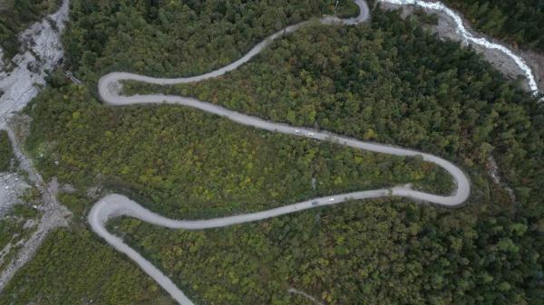 幾代建設(shè)者，歷經(jīng)半個(gè)多世紀(jì)完成！這是一條怎樣的公路？