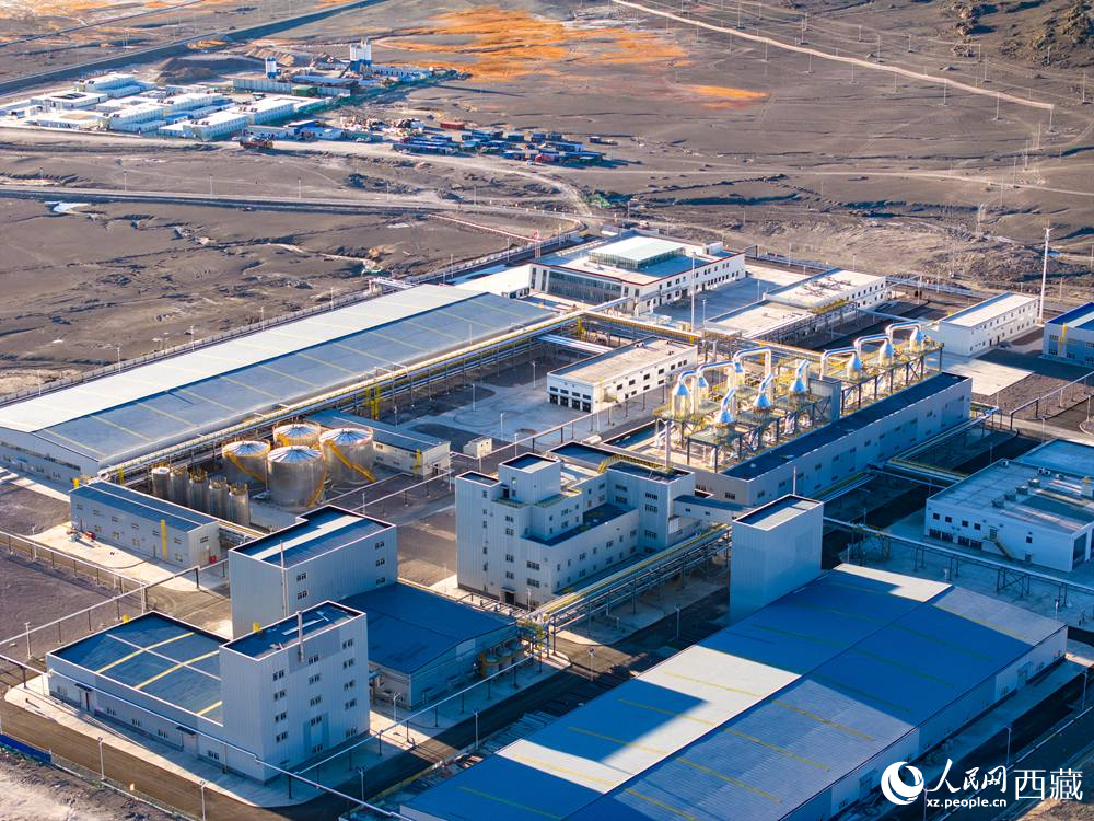 西藏扎布耶鹽湖綠色綜合開發(fā)利用萬噸電池級(jí)碳酸鋰項(xiàng)目。